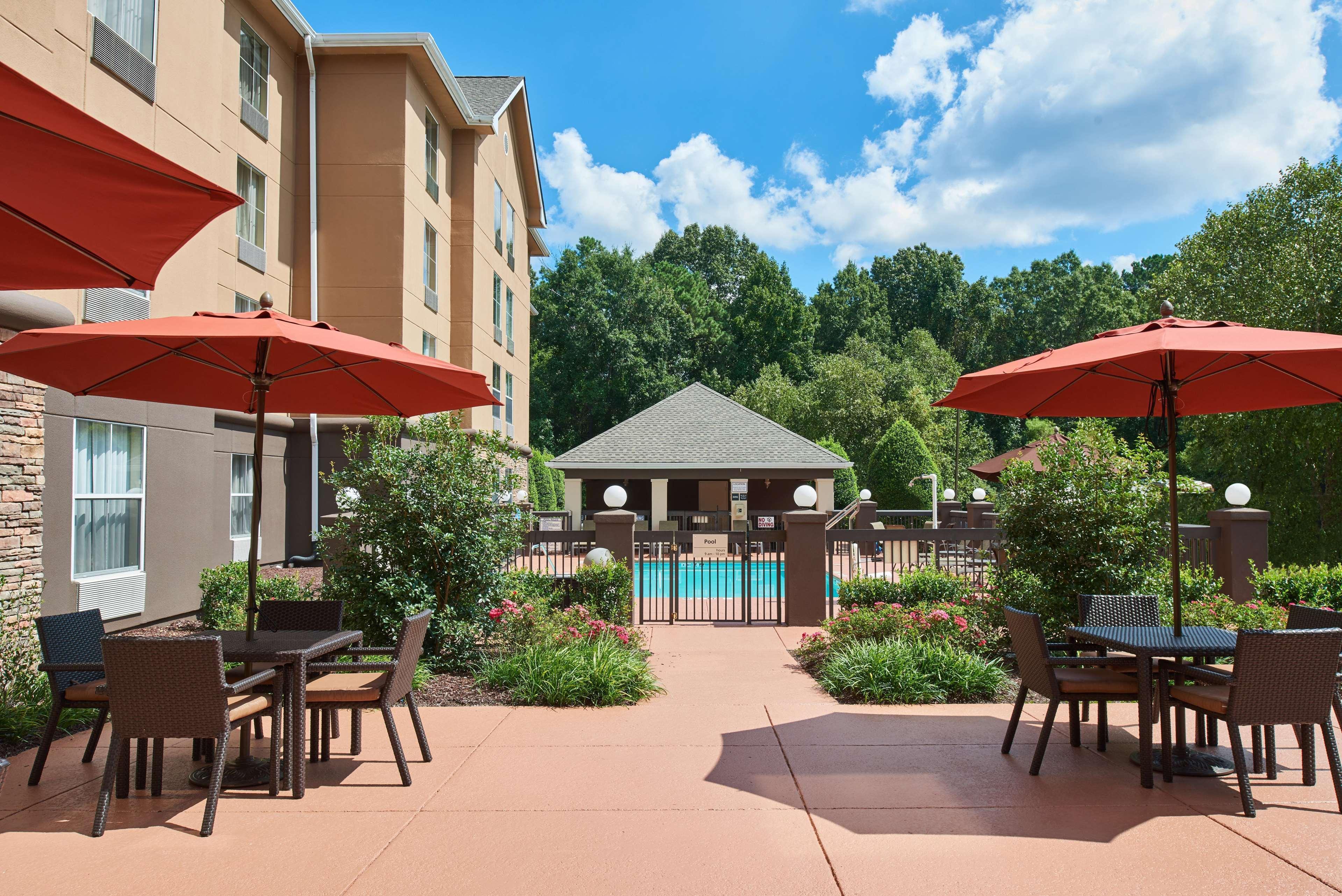 Hampton Inn & Suites Chapel Hill/Durham Exteriör bild