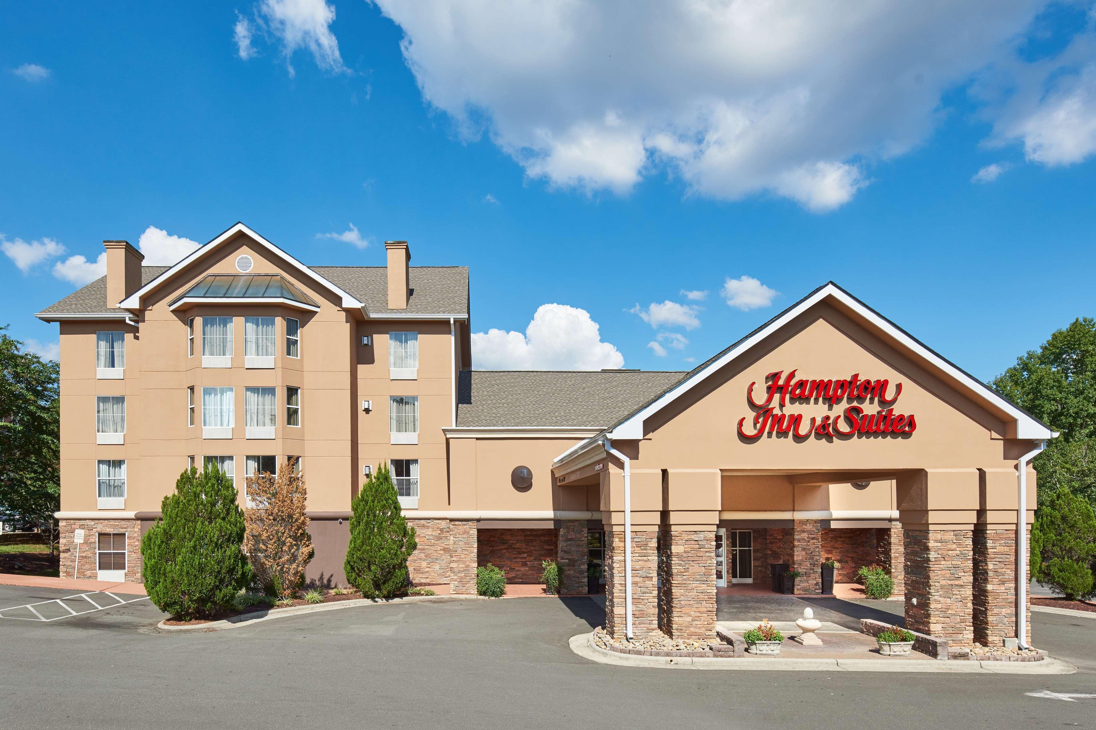 Hampton Inn & Suites Chapel Hill/Durham Exteriör bild