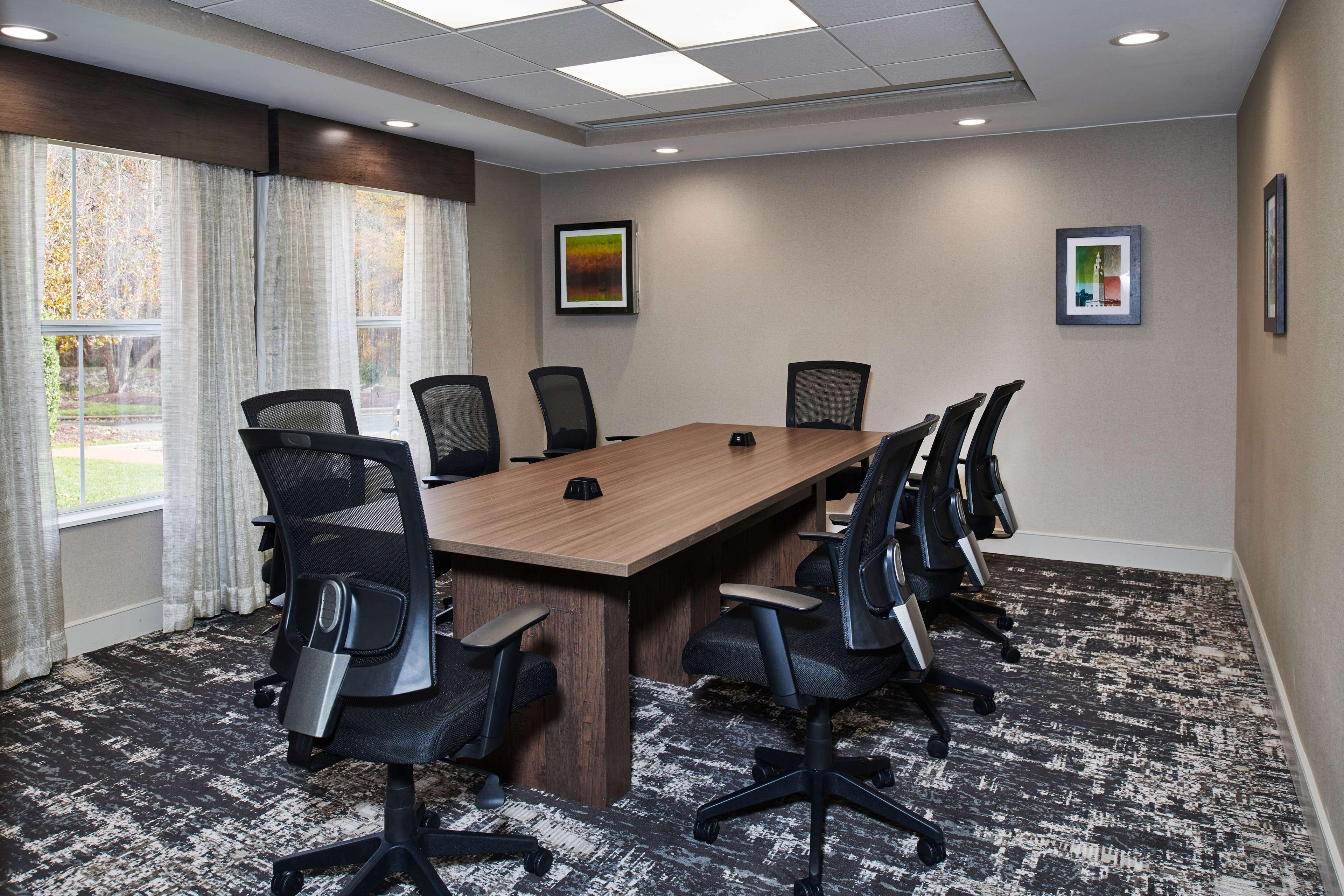 Hampton Inn & Suites Chapel Hill/Durham Exteriör bild
