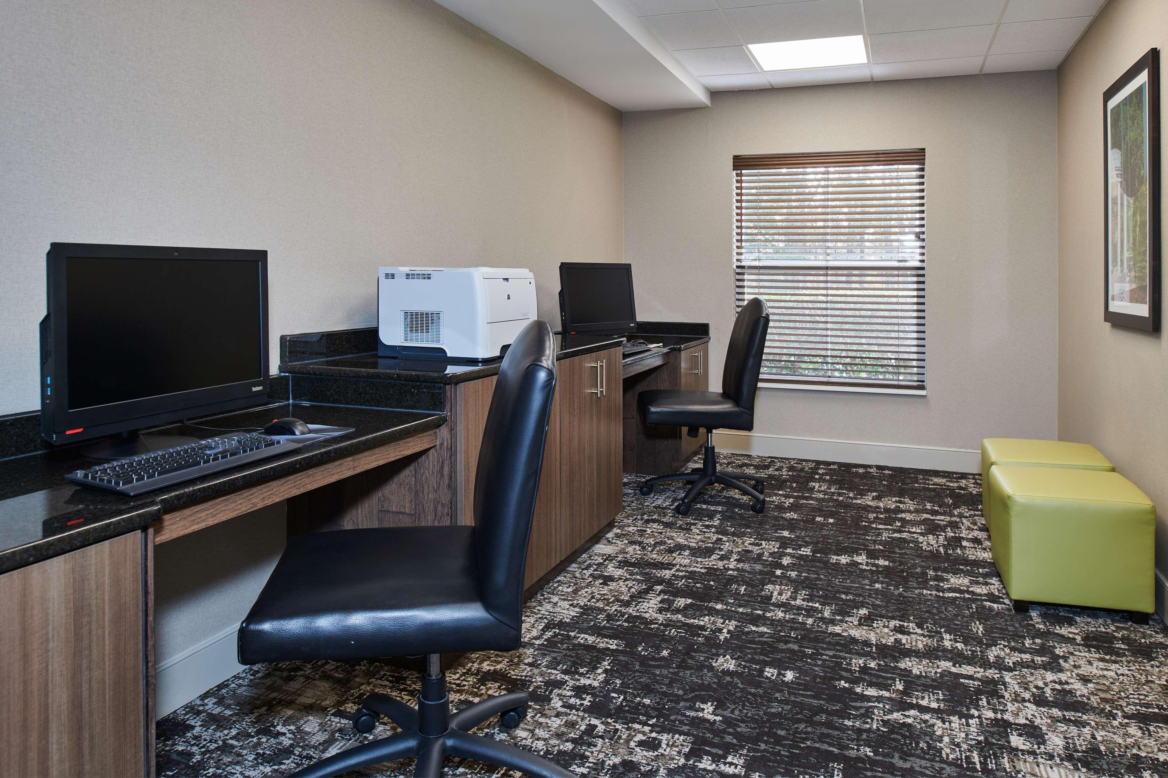 Hampton Inn & Suites Chapel Hill/Durham Exteriör bild