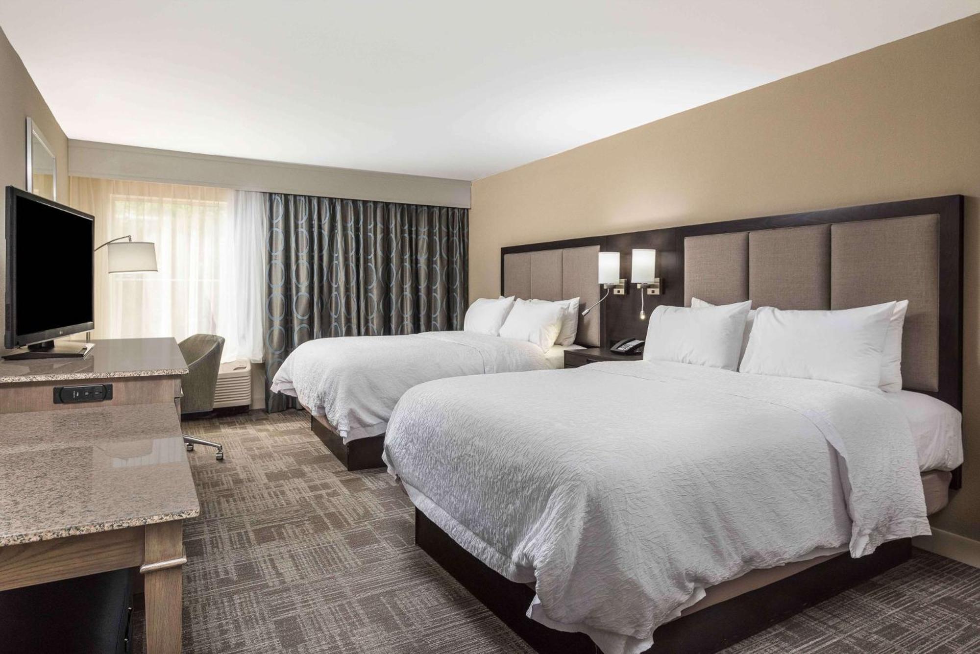 Hampton Inn & Suites Chapel Hill/Durham Exteriör bild