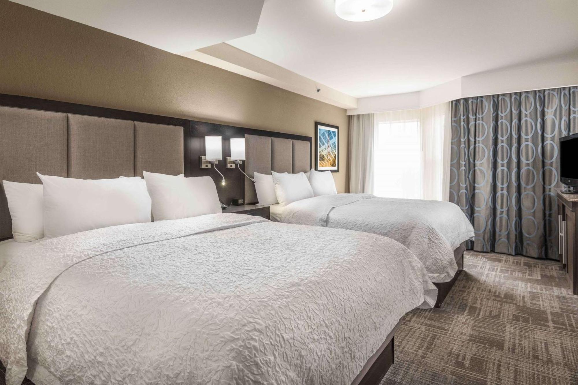 Hampton Inn & Suites Chapel Hill/Durham Exteriör bild