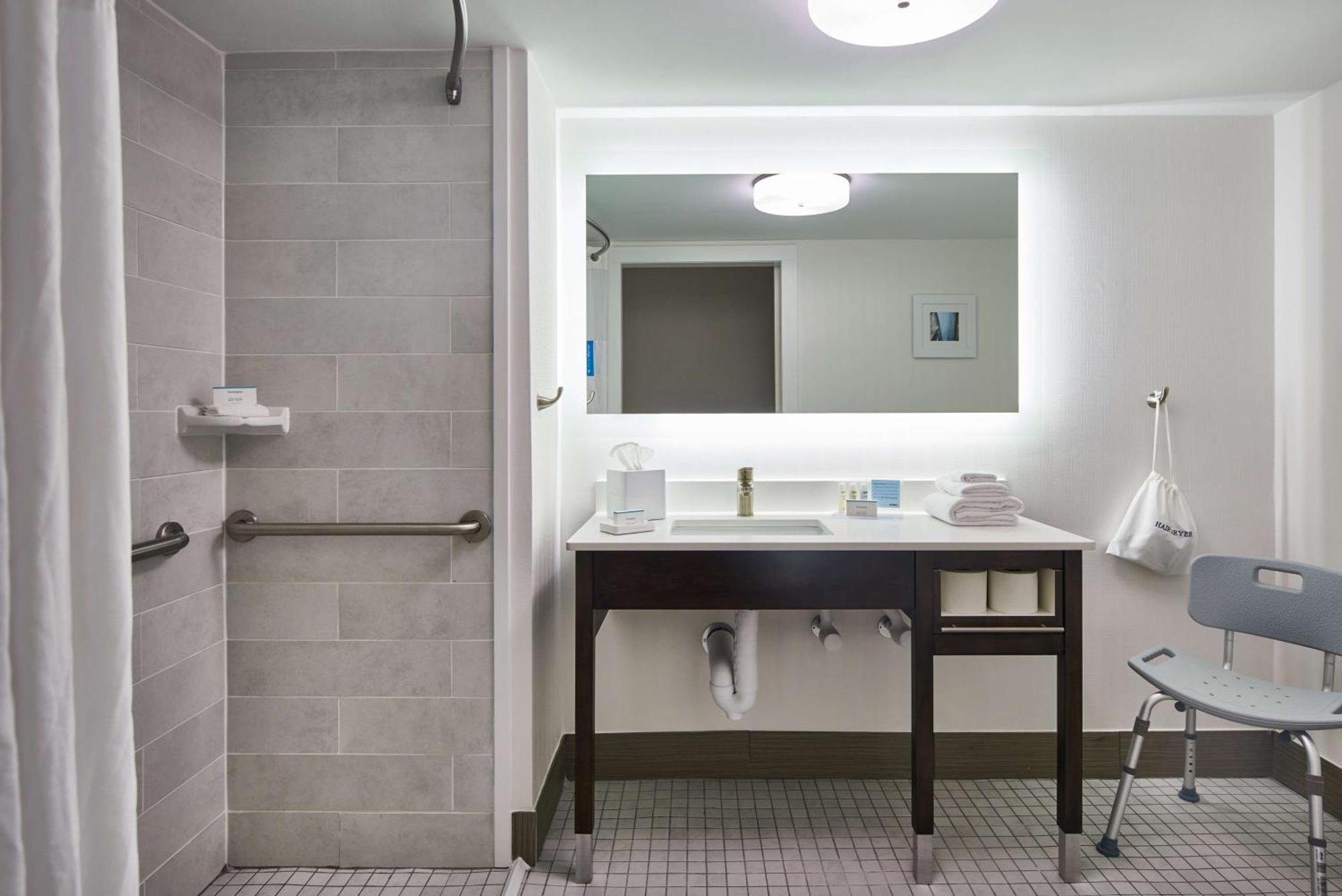 Hampton Inn & Suites Chapel Hill/Durham Exteriör bild