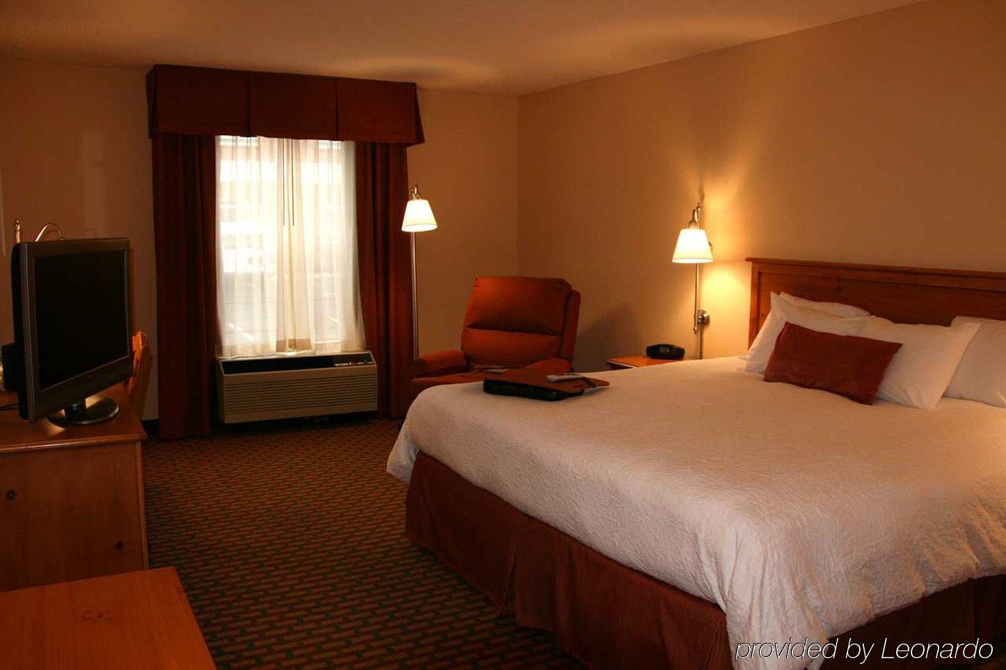 Hampton Inn & Suites Chapel Hill/Durham Rum bild