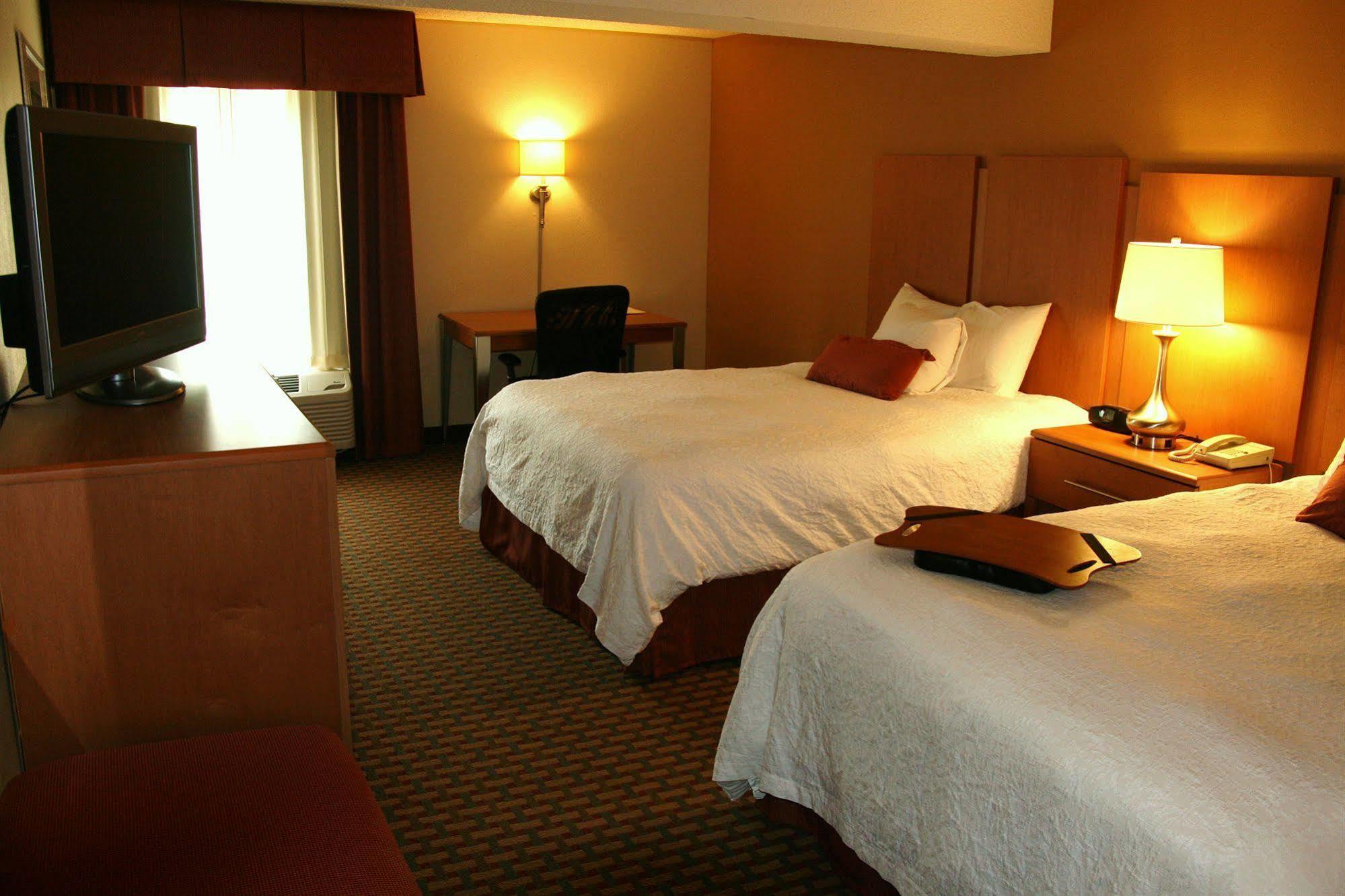 Hampton Inn & Suites Chapel Hill/Durham Rum bild
